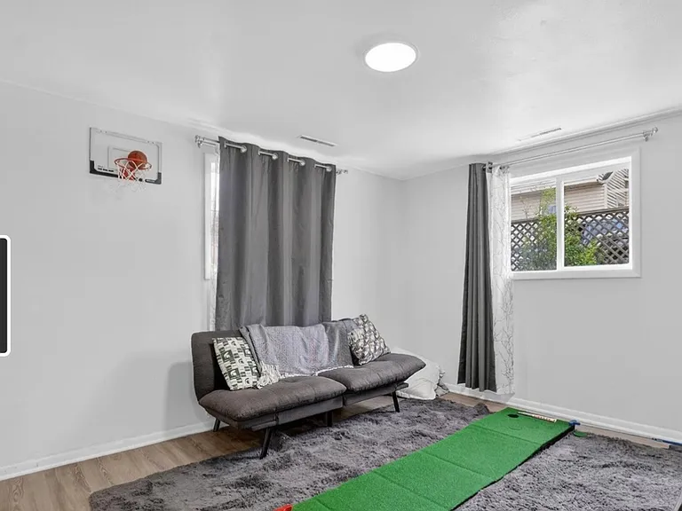 1549 Mount Vernon Ave #6 — Photo 6