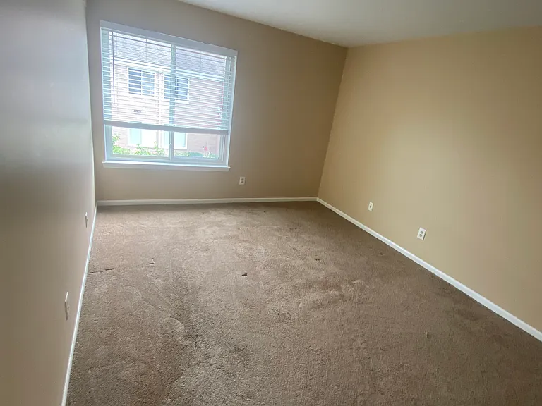 506 Sunset Ln — Photo 17