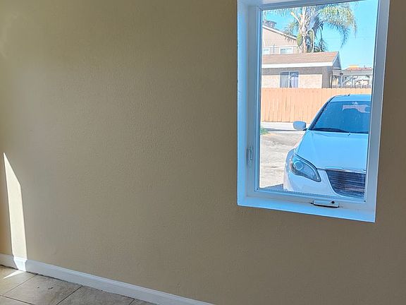 5th image of 1733 L Ave #101