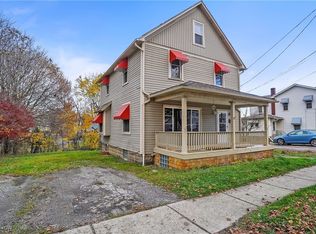 138 W Main St, East Palestine, OH