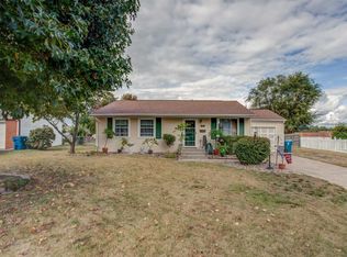 1399 Brushey Grove Ave, Wood River, IL 62095