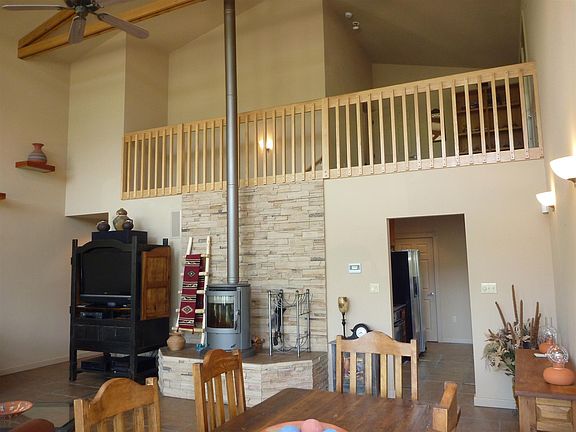5th image of 31 Calle Retiro Dr