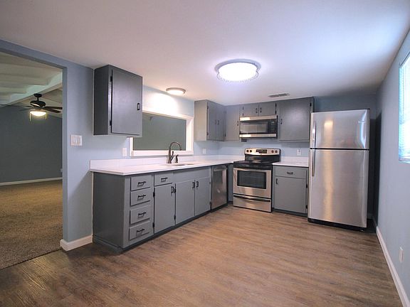 5th image of 363 Forshage Blvd