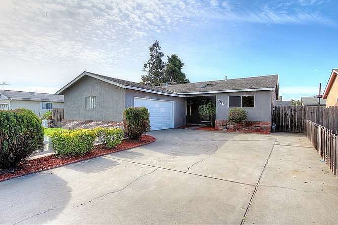 1st image of 296 Marty Dr