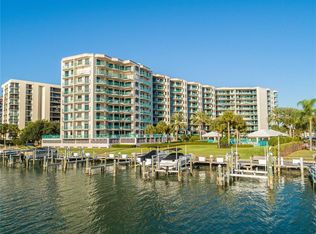 670 Island Way APT 501, Clearwater, FL 33767
