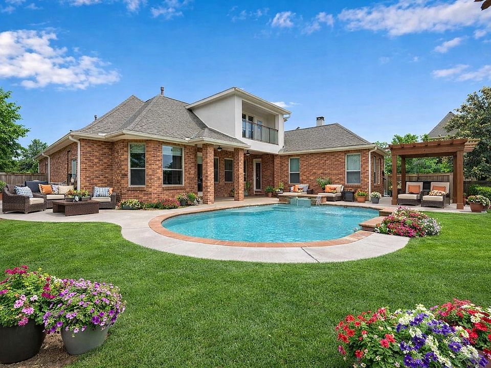 1st image of 2711 King Point View Ln