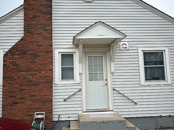 5th image of 1315 Chester Ave
