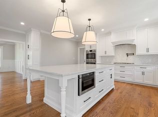 4 Lorenzo Dr, Southborough, MA 01772