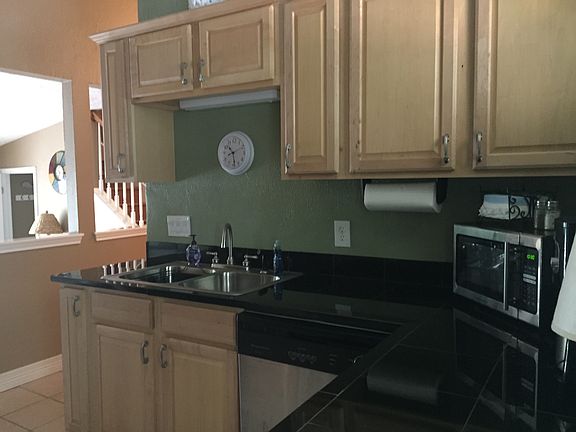 4th image of 10707 Lakeside Dr