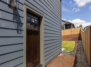 1782 NE Cascadia Ridge Dr #B, Estacada, OR 97023