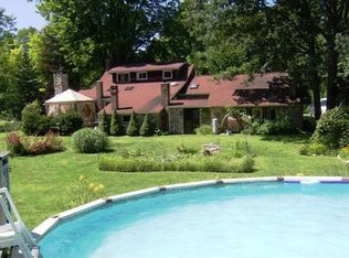 18 Moore Ln, Wurtsboro, NY 12790