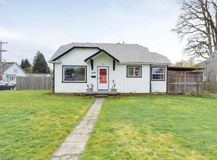 175 E Exeter St, Gladstone, OR 97027