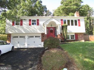 405 Keanon Ave, Upper Chichester, PA 19061
