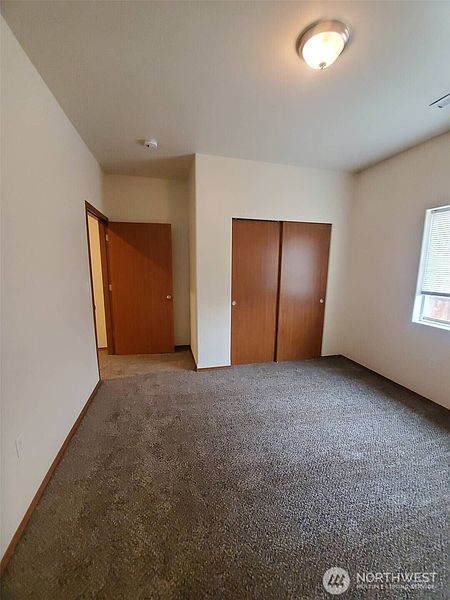 4th image of 1729 W Bemis Street