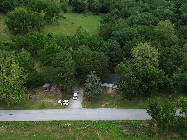 17388 Clantonville Rd, Garfield, AR 72732