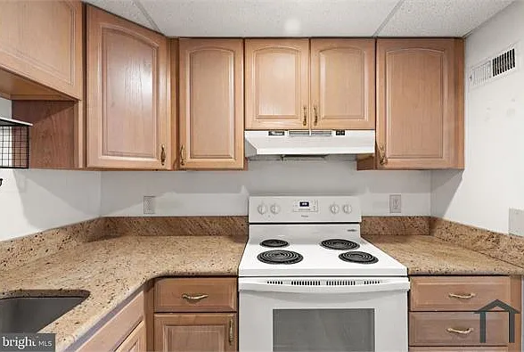 111 Shetland Cir #6 — Photo 7
