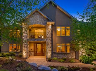 8830 Deer Ridge Ln, Bloomington, MN 55438