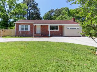 107 Woods Rd, Newport News, VA 23601