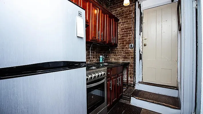 Rented by RBM Management | media 16