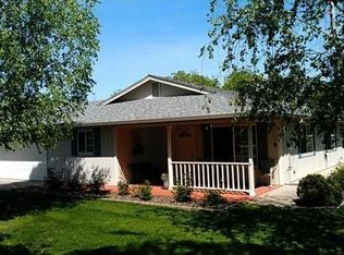 25020 3rd Ave, Los Molinos, CA 96055