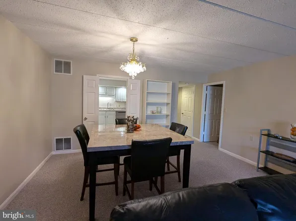 227 Canal Park Dr Unit 205, Salisbury, MD 21804