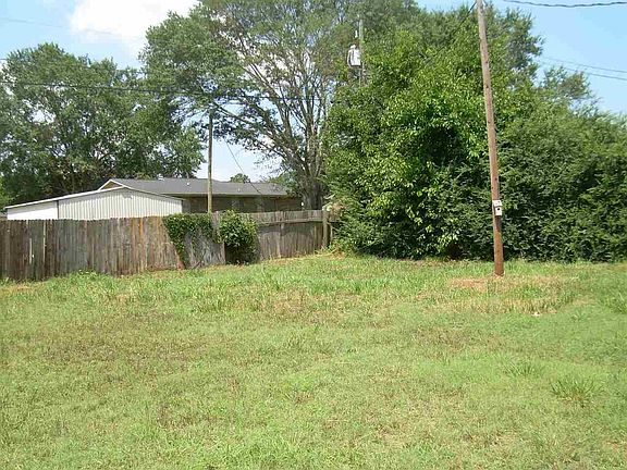 5th image of 510 Auburn Ave