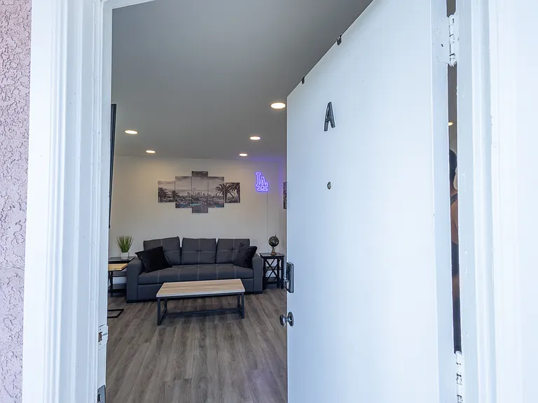 2109 Manitou Ave #A — Photo 4
