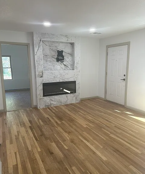 1603 Hillcrest Dr — Photo 4