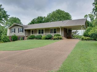 1610 Pawnee Trl, Madison, TN 37115