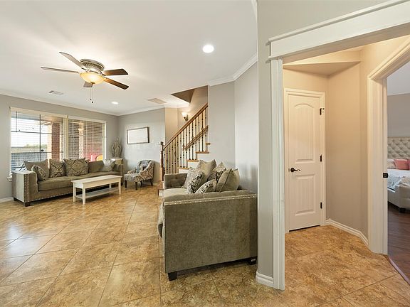 5th image of 5433 NW King Richard Ave