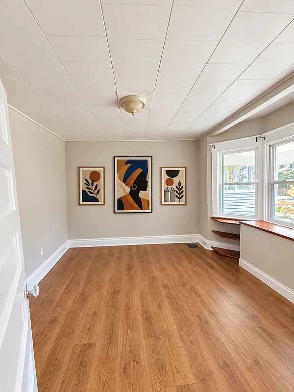 3 bed, 2.0 bath, 1344 sqft, $1,850 — Photo 3