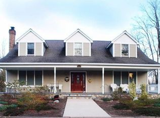 220 Oak Ridge Rd, Hillsdale, NJ 07642