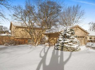 1272 N Oak St, Palatine, IL 60067