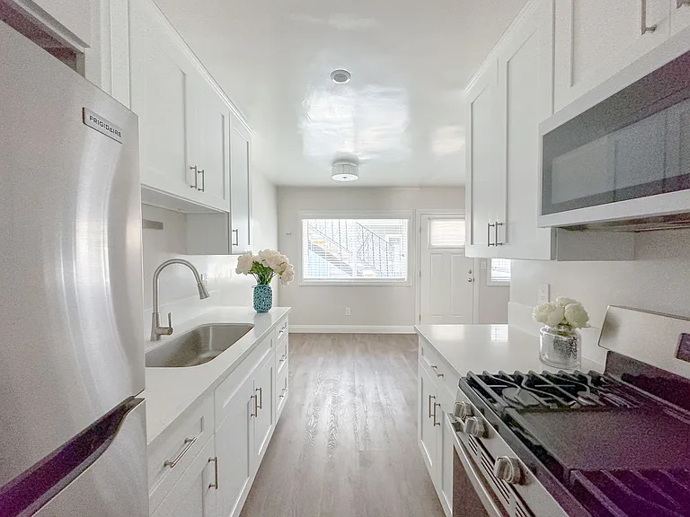 1111 S Benito Ave — Photo 7