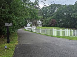 15 Captains Rd, Salem, NH 03079