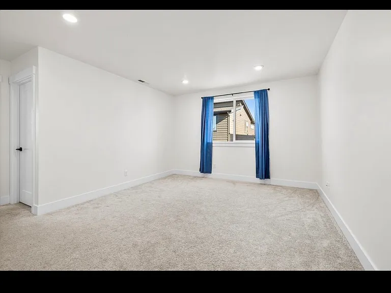 Upstairs bonus room