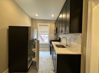 231 Bidwell Ave #33R, Jersey City, NJ 07305