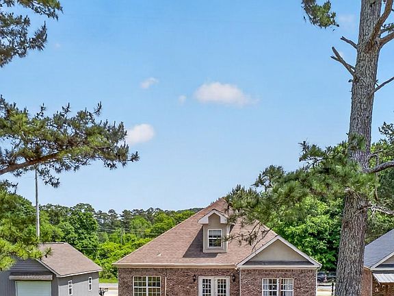 2nd image of 75 Carnoustie Pl