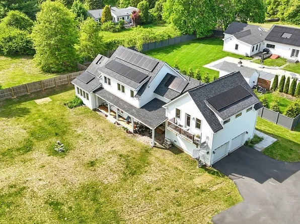 13-13 Vista Ter #15, Amherst, MA 01002