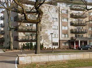 255 N Portage Path, Akron, OH