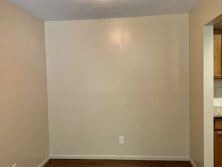601 E Maryland Ave #208208 — Photo 3