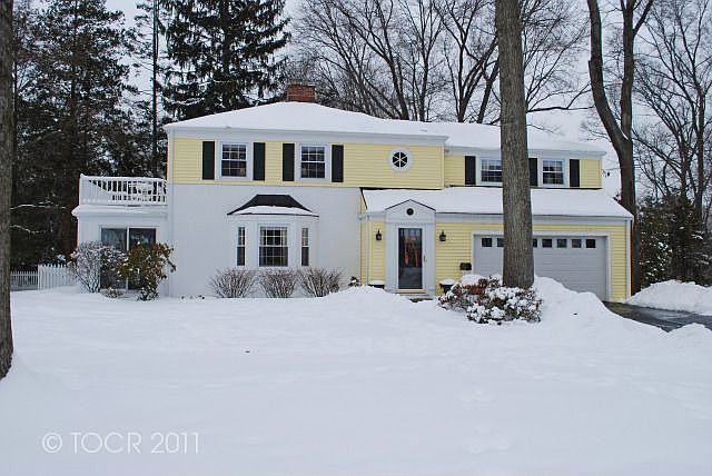 1st image of 77 Canterbury Dr
