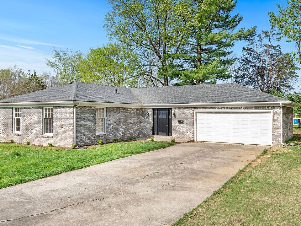 1st image of 218 Tinderwood Dr