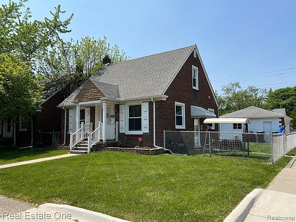 2nd image of 3100 Willow St