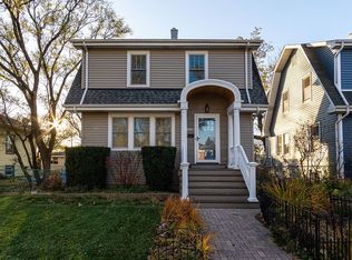 4326 Blanchan Ave, Brookfield, IL 60513