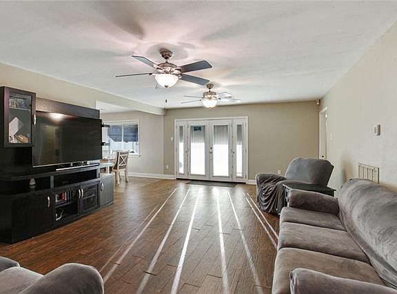 5th image of 1200 Cleary Ave