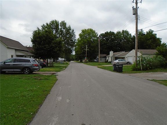 2nd image of 308 Aller St