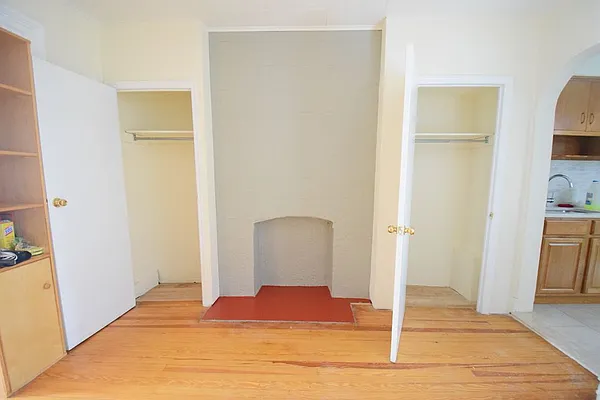Rented by Rolling Stone Realty LLC | media 10