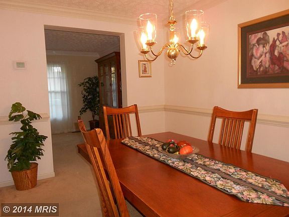 4th image of 1404 Hardley Ct