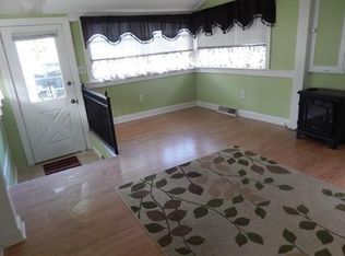 15 Shennen St, Quincy, MA 02169